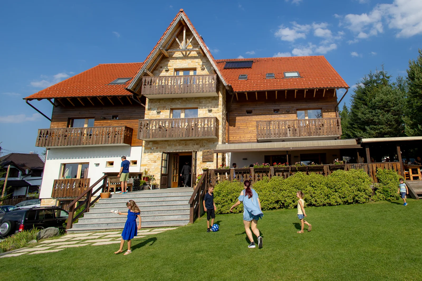 Botezul lui Alex — botez colt de rai marisel pensiunea wide copii scari — fotograf botez