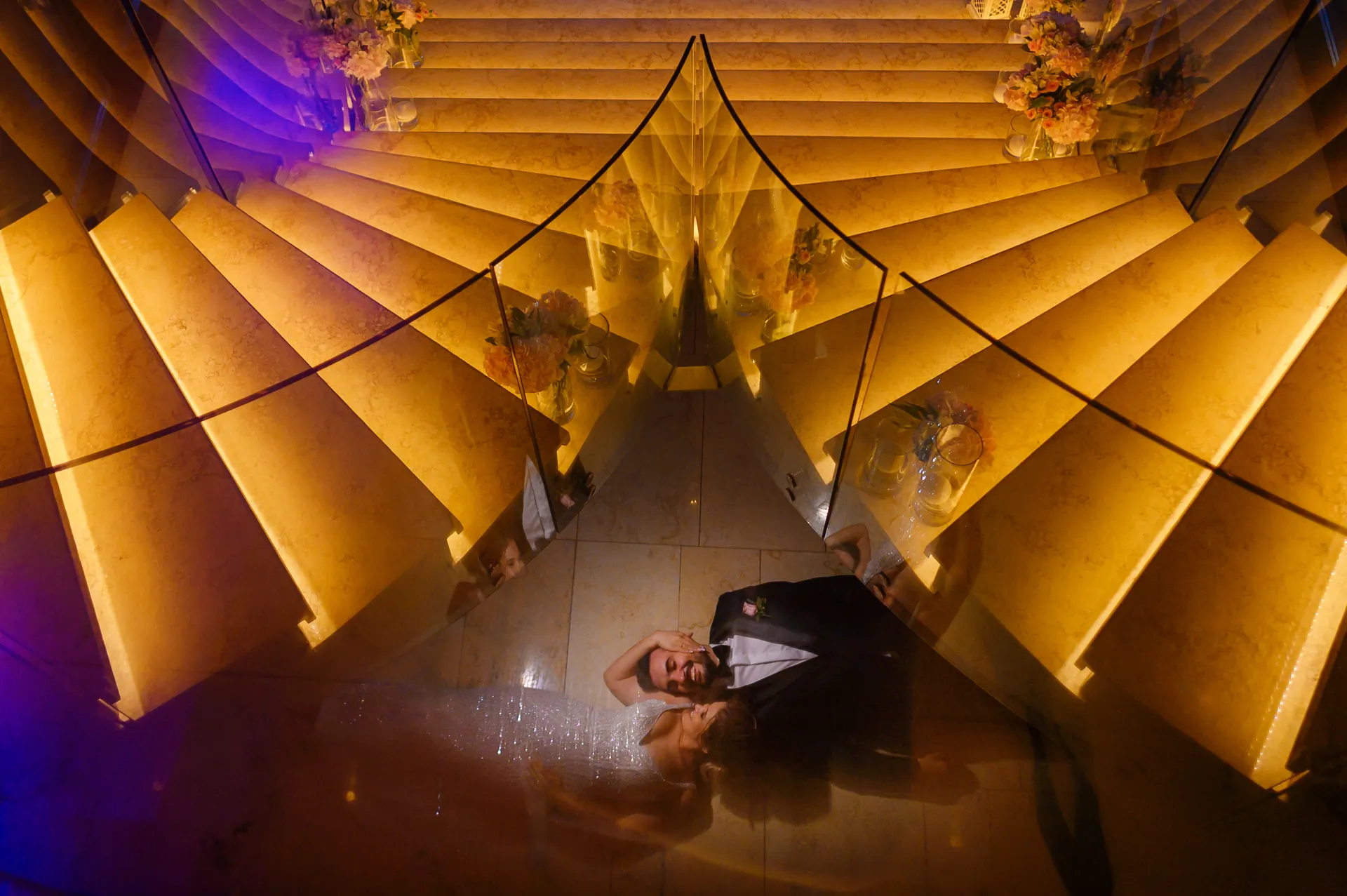 Alexandra & Cristi — nunta wonderland cluj arhitectura simetrie mire podea reflexie — fotograf nuntă