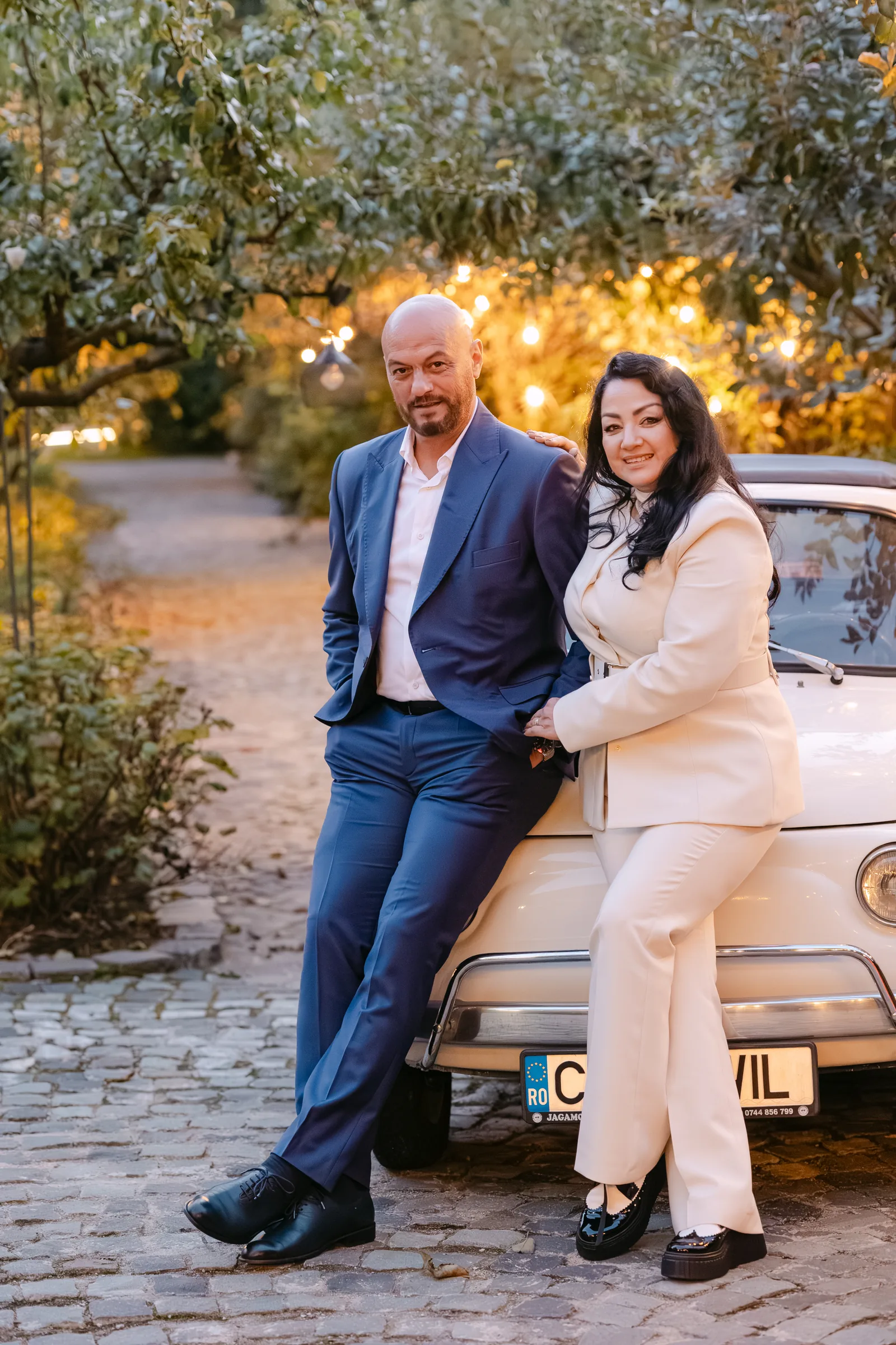 Botezul Alexiei — botez alexia wild garden cluj napoca fiat 500 vintage alb alee pavata — fotograf botez