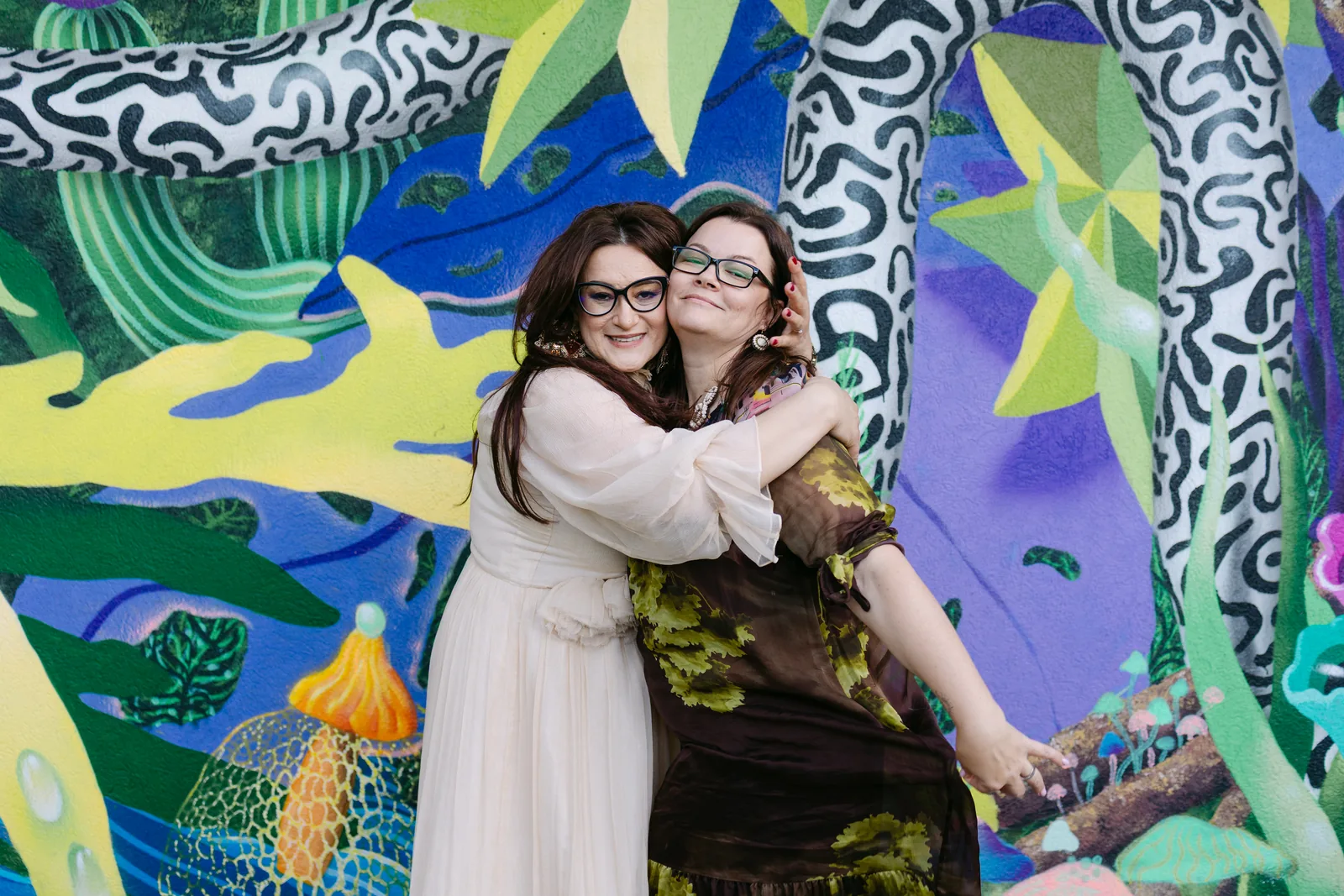 Botezul Alexiei — botez alexia wild garden cluj napoca surori mural wild garden — fotograf botez