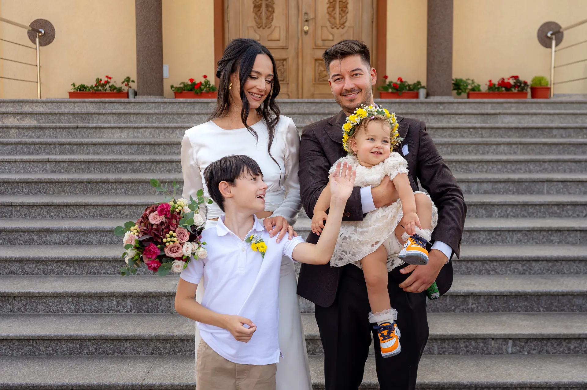 Andreea & Andrei — nunta crama la salina turda familie scari biserica — fotograf nuntă
