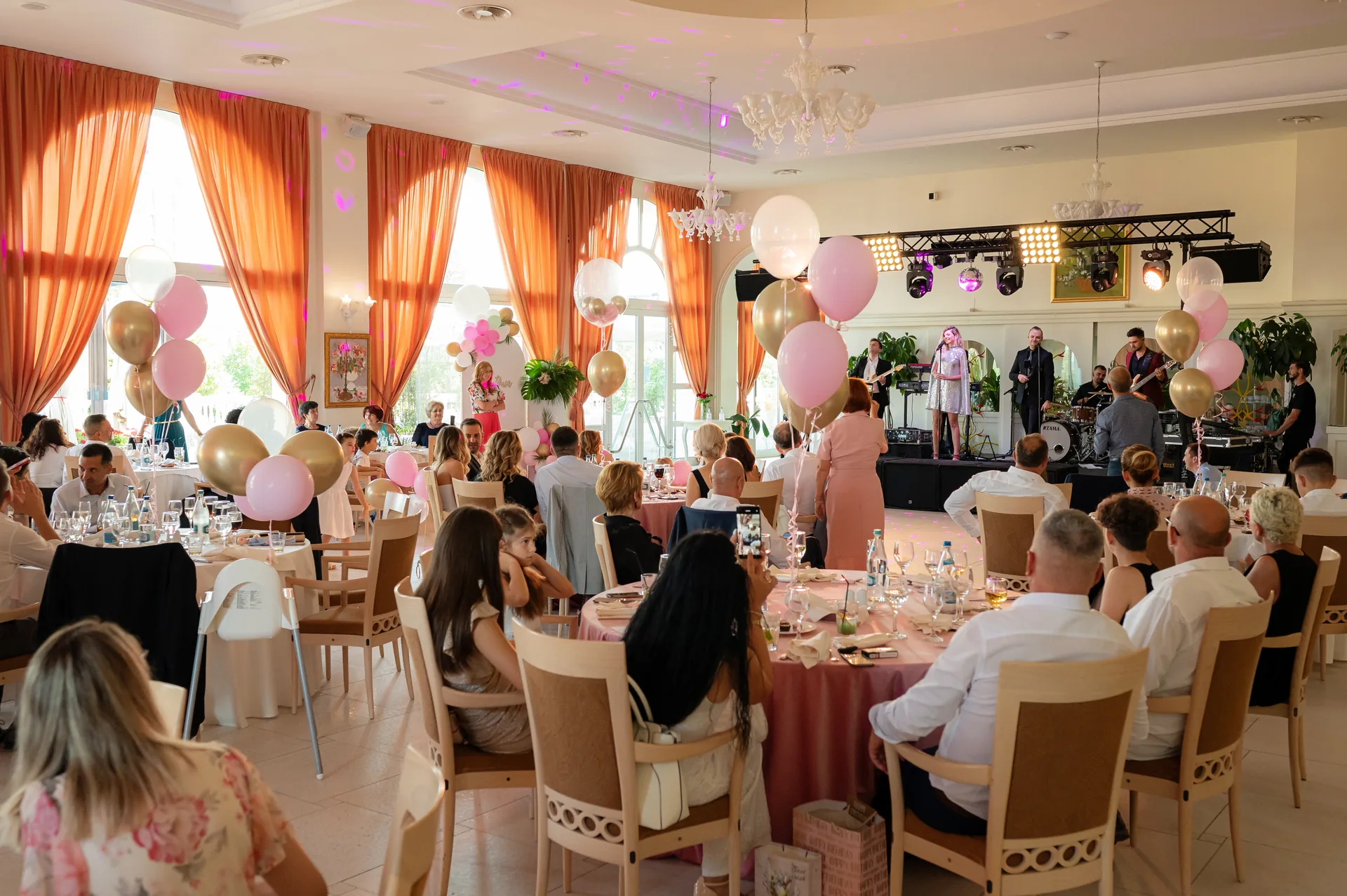 Botezul Antoniei — botez antonia grand hotel italia cluj 20 — fotograf botez