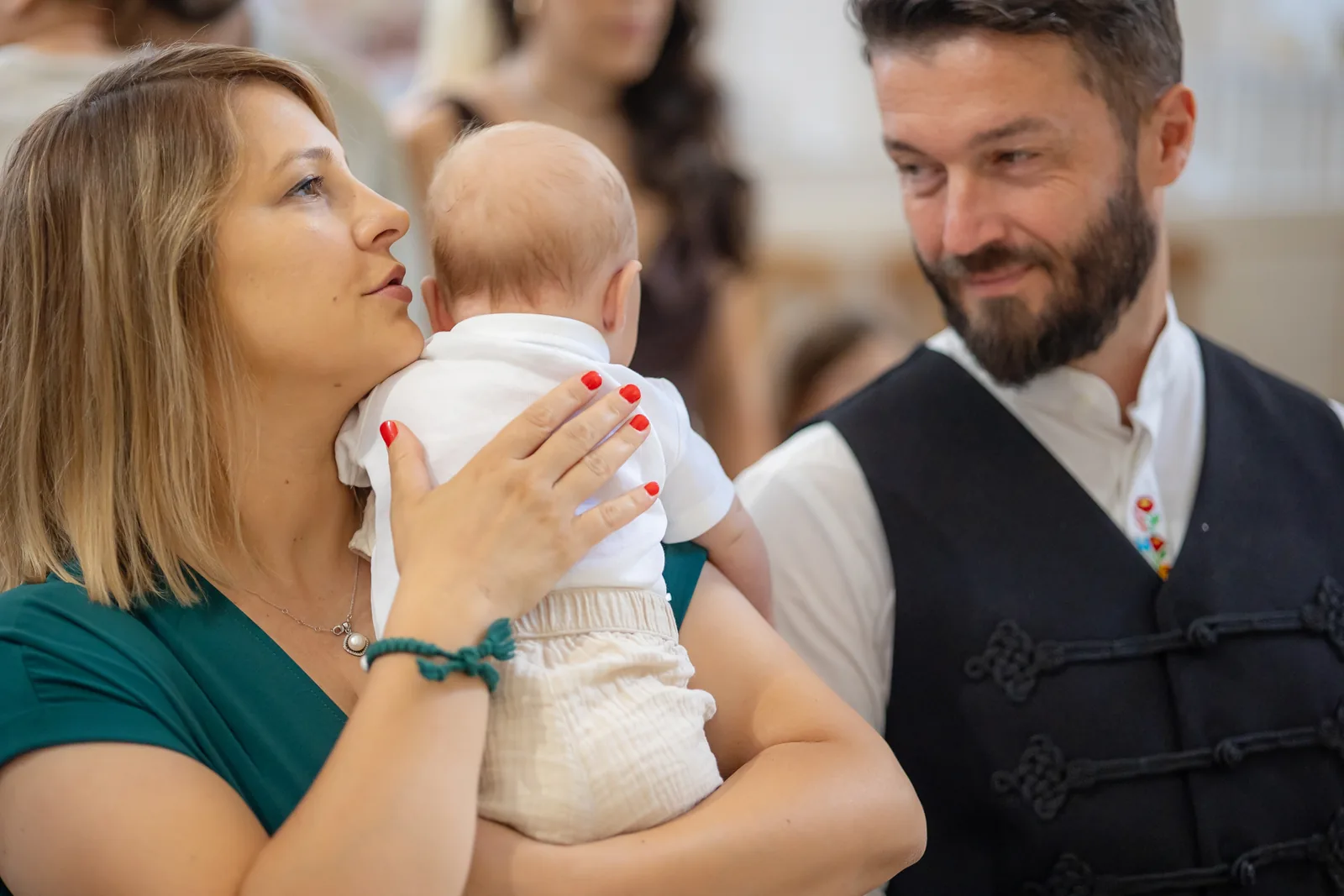 Botezul lui Aron — botez aron tamas bistro savadisla mama strange aron tata zambet — fotograf botez