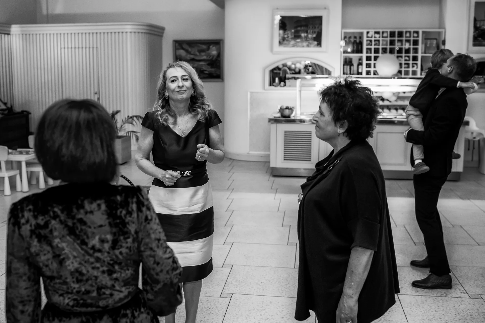 Botezul Avei Carolina — botez ava carolina grand hotel italia cluj 24 — fotograf botez