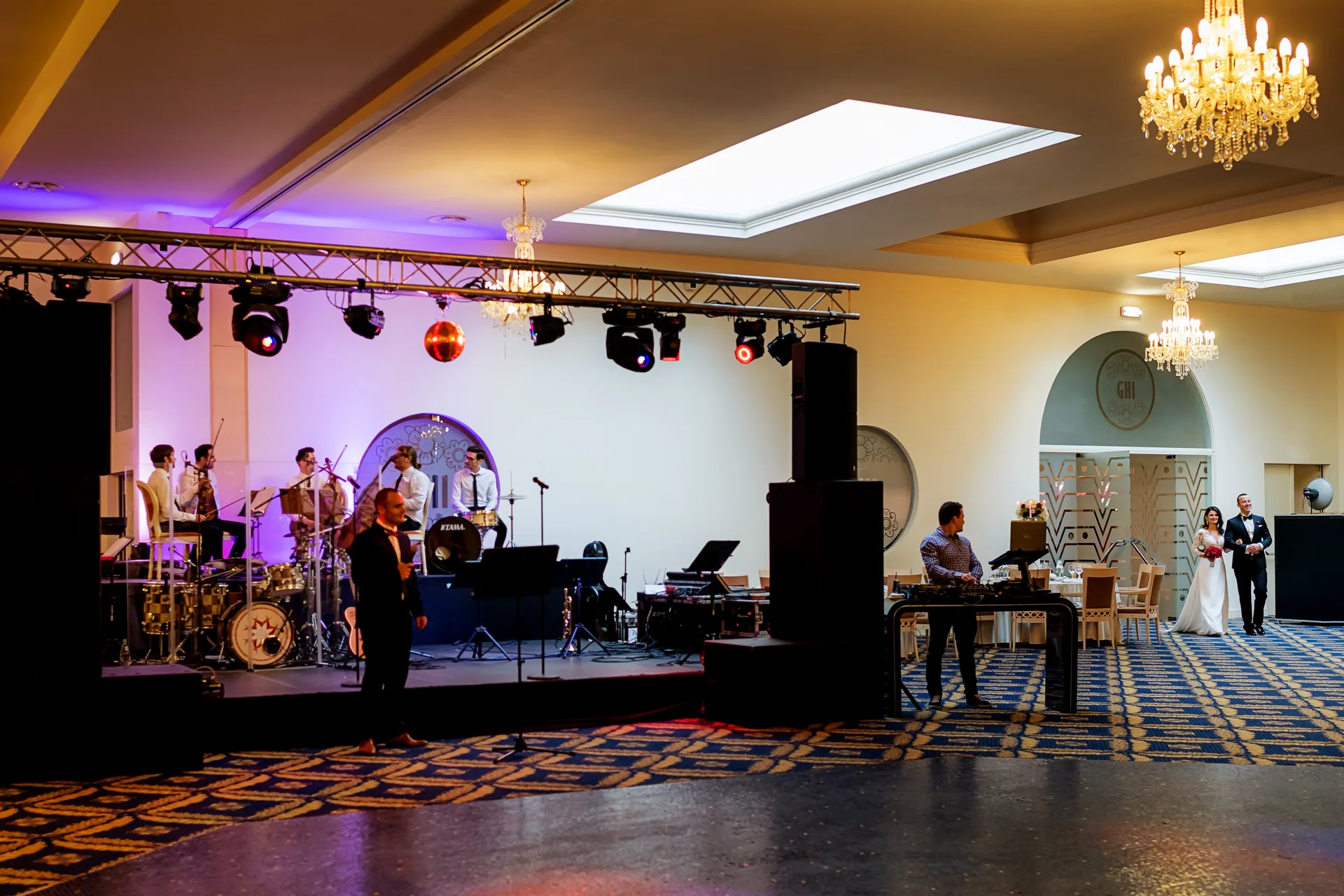 Corina & Gabi — nunta grand hotel italia cluj venezia corina gabi grand hotel italia venezia 23 — fotograf nuntă