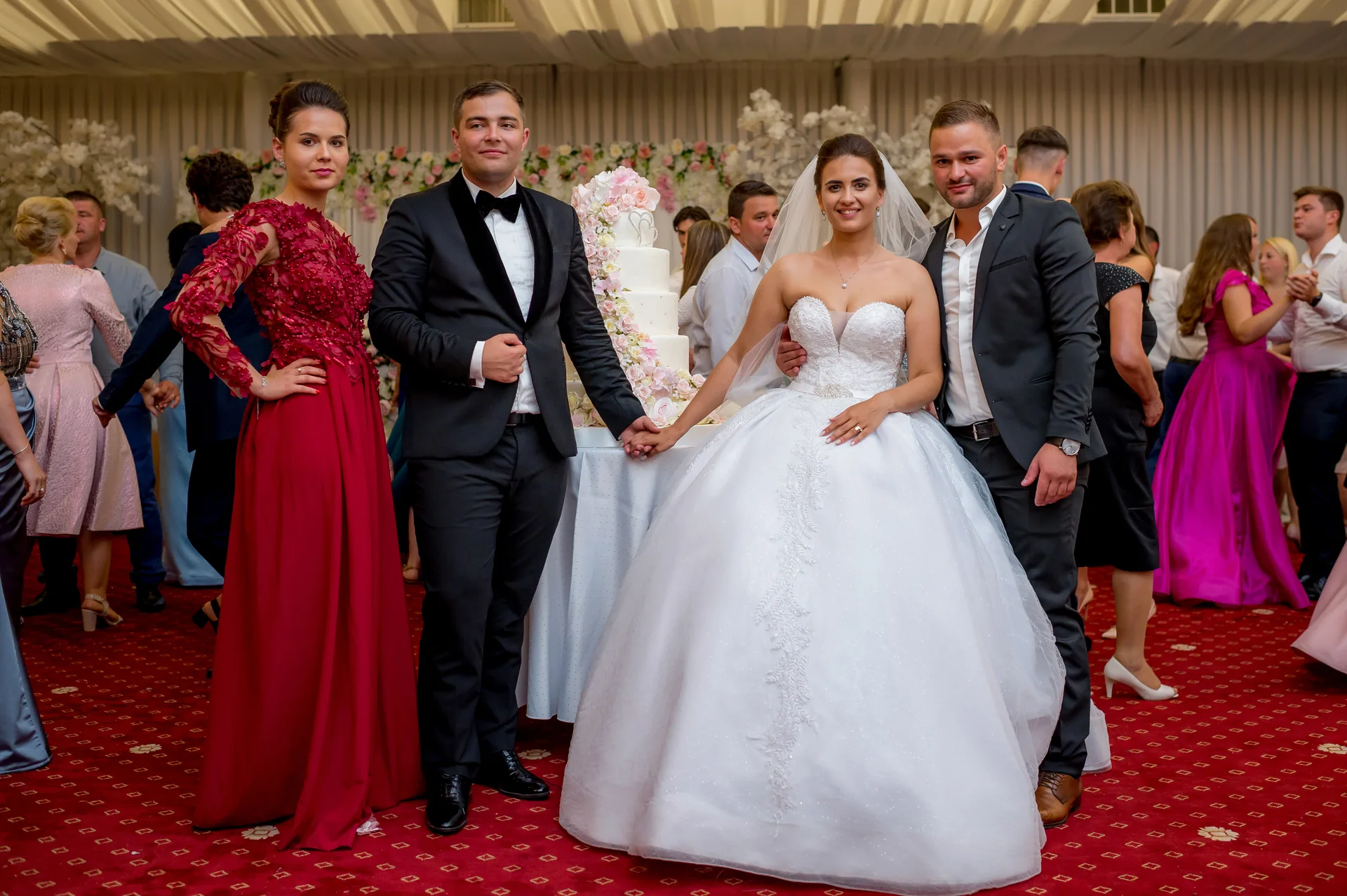 Cristina & Daniel — nunta negresti cristina daniel negresti tort prezentare moment — fotograf nuntă