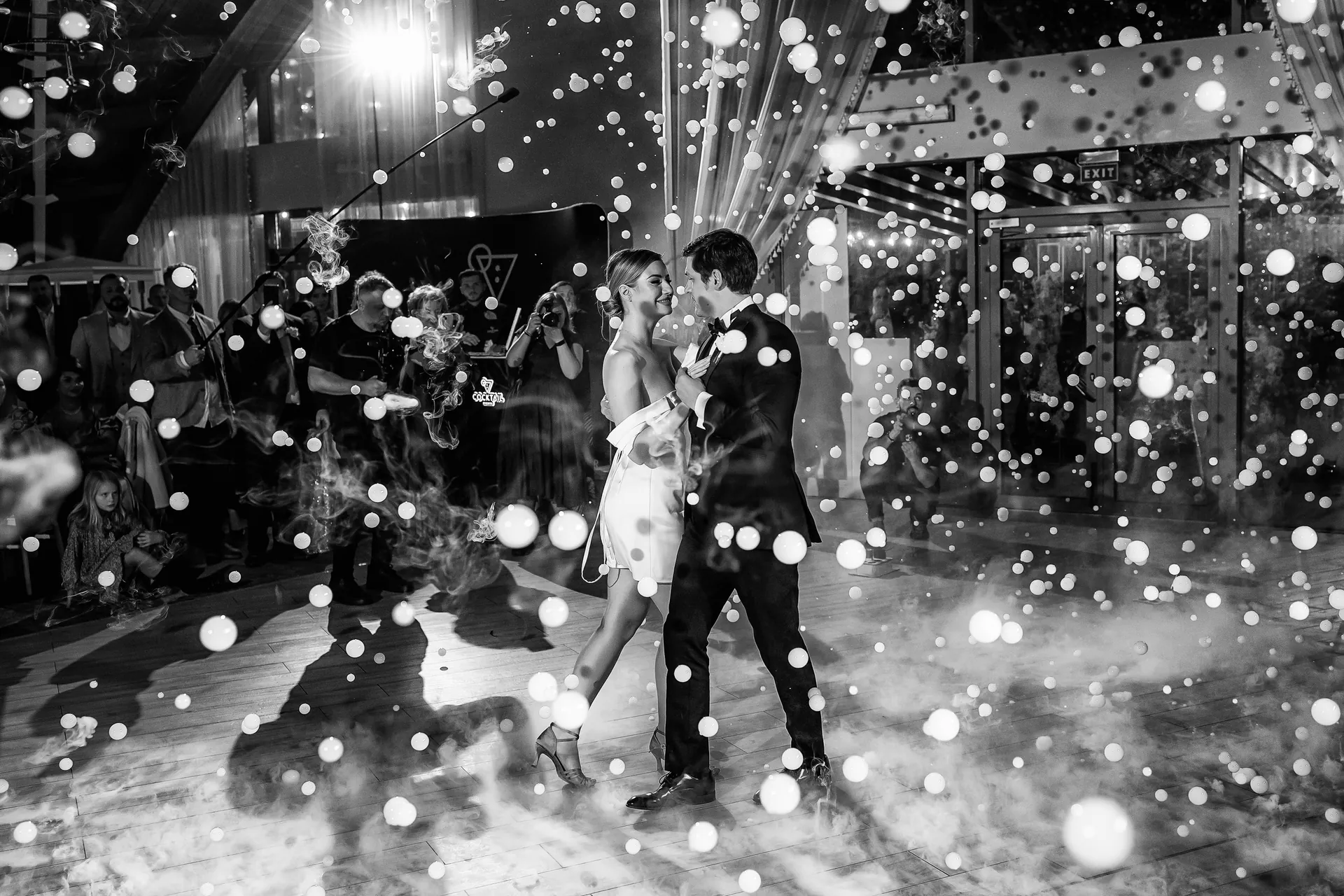 Denisa & Mihai — nunta secret garden danesti maramures primul dans confetti secret garden — fotograf nuntă