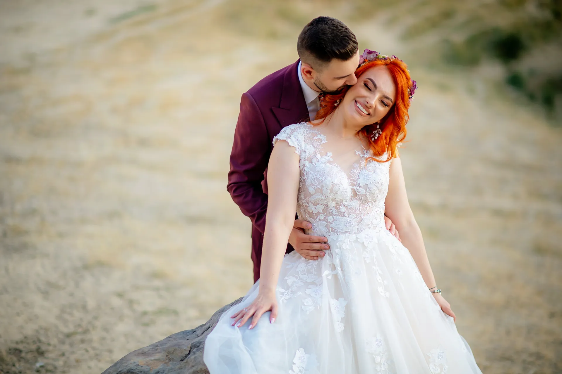 Flavia & Cipri — nunta wonderland cluj flavia cipri mire sarut cap mireasa tender — fotograf nuntă