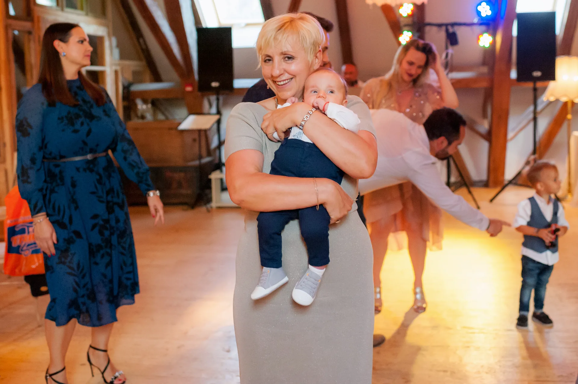 Botezul lui Gabriel — botez gabriel casa boema cluj 25 — fotograf botez