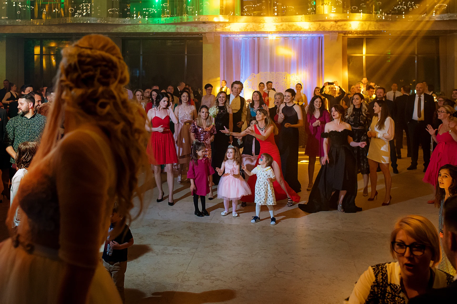 Gabriela & Vlad — nunta wonderland cluj grande vista final miri scantei noapte wonderland intim — fotograf nuntă