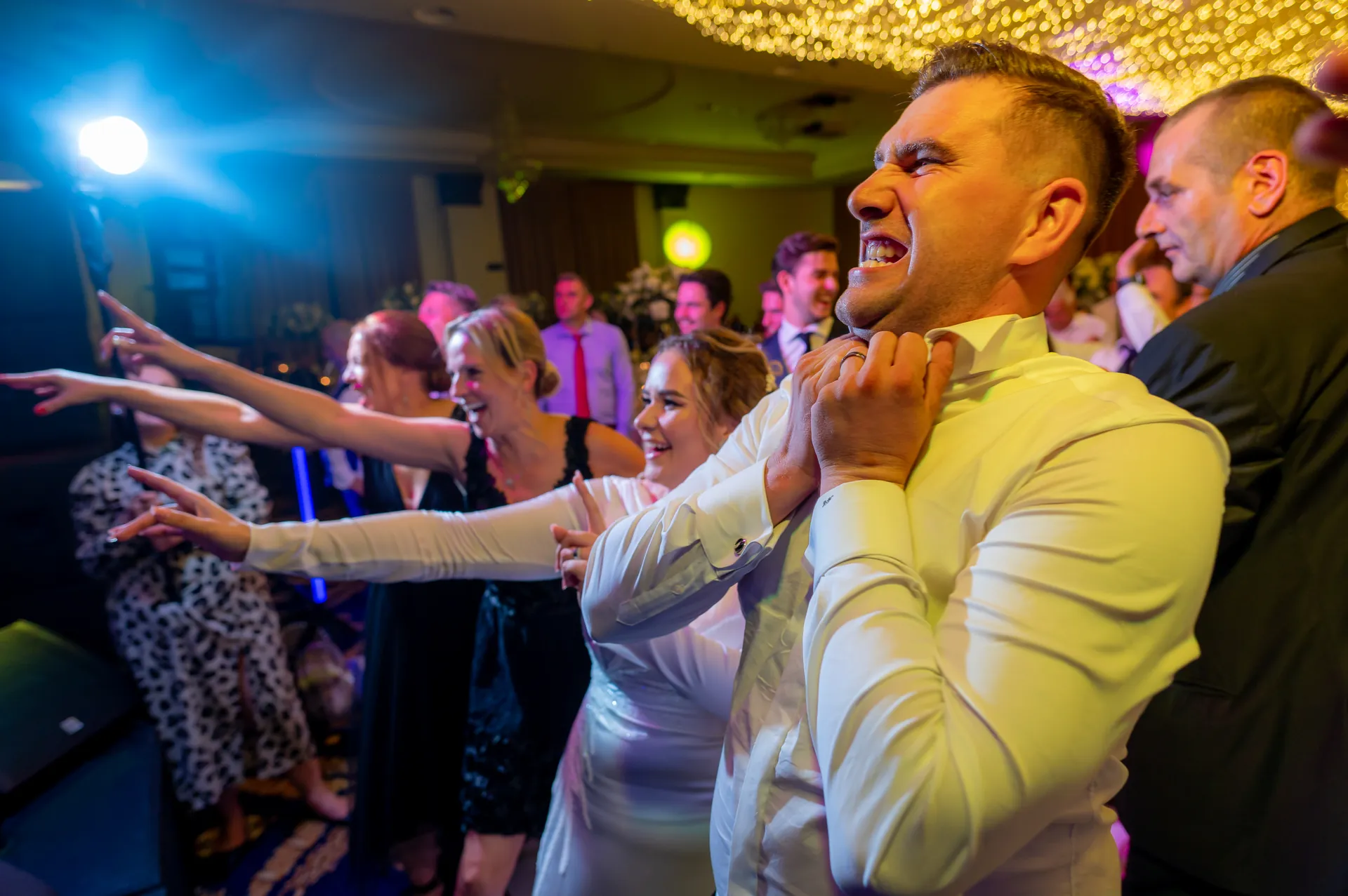 Iulia & Andrei — nunta grand hotel italia cluj mire strigat bucurie invitati — fotograf nuntă