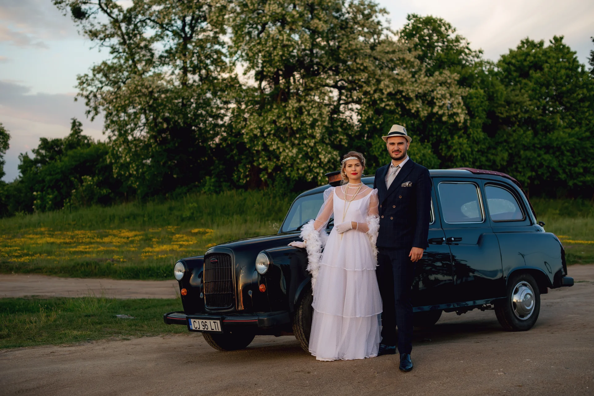 Lorena & Ionuț — nunta rab targu mures gatsby save the date cuplu final anii 20 editorial bw — fotograf nuntă
