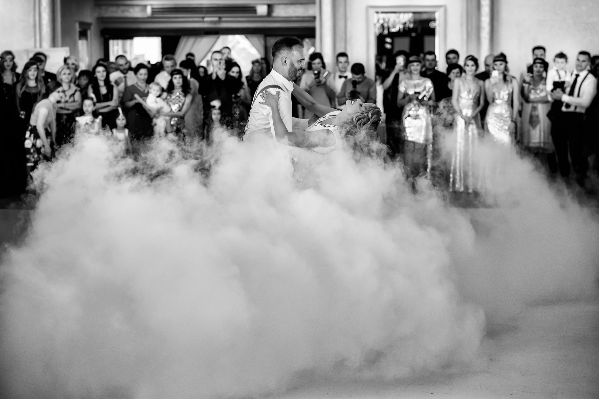 Lorena & Ionuț — nunta rab targu mures gatsby miri centrul evenimente rab targu mures sosire — fotograf nuntă