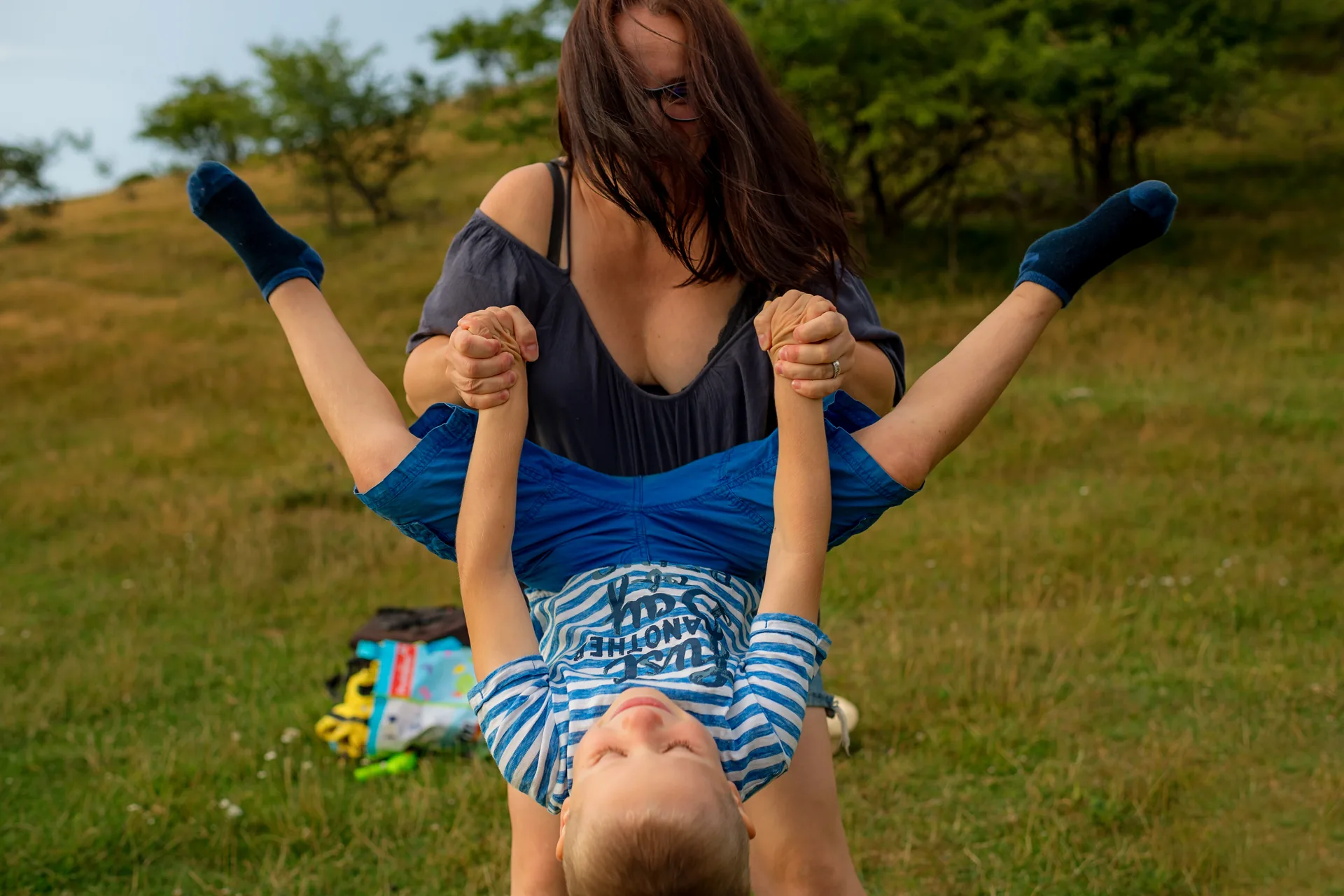 Mama Zmeilor — familie mama zmeilor cluj 14 — fotograf familie