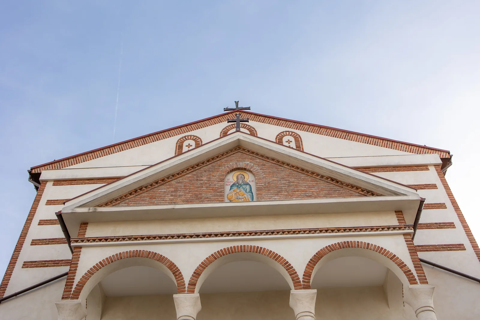 Botezul lui Mark — botez vibre ce lavie cluj fronton biserica stabilire — fotograf botez