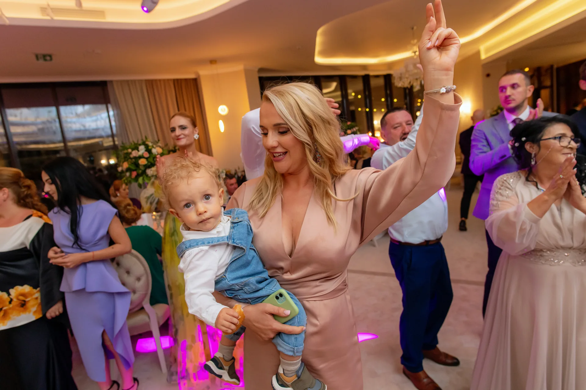 Oana & Paul — nunta vechiul cazino arad oana paul vechiul cazino arad 25 — fotograf nuntă