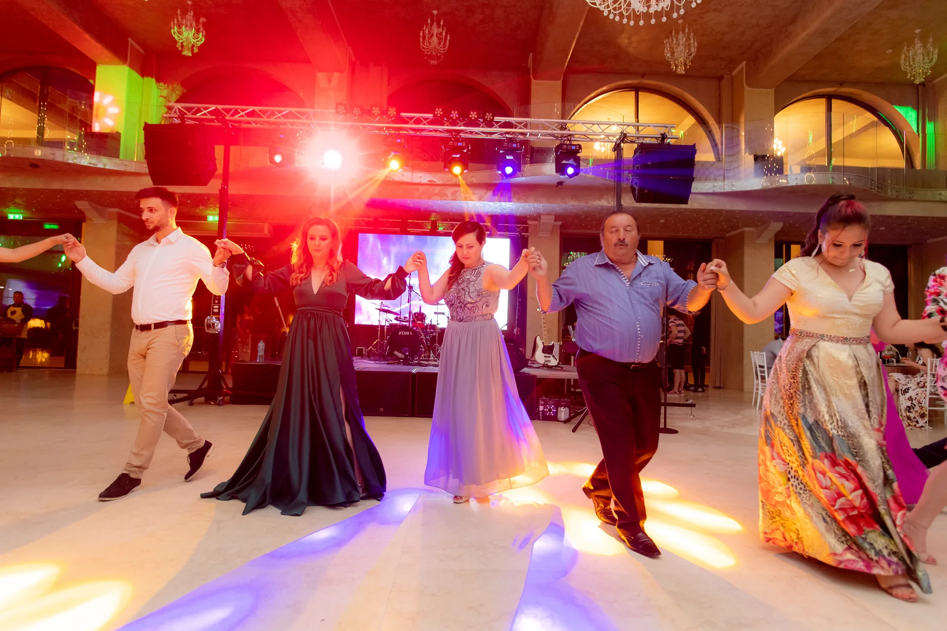 Oana & Vlad — nunta wonderland cluj grande vista oana vlad wonderland grande vista 23 — fotograf nuntă