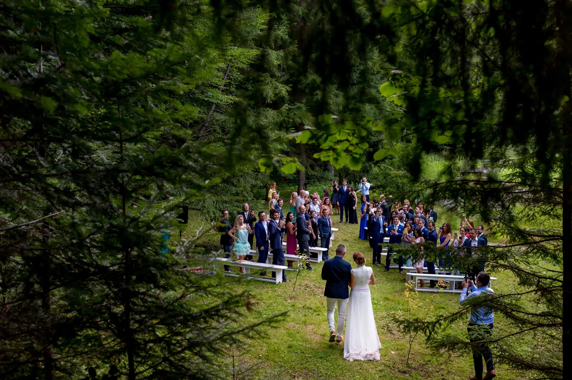 Raluca & Arnau — nunta hadar chalet apuseni miri portret peisaj apuseni dealuri editorial — fotograf nuntă