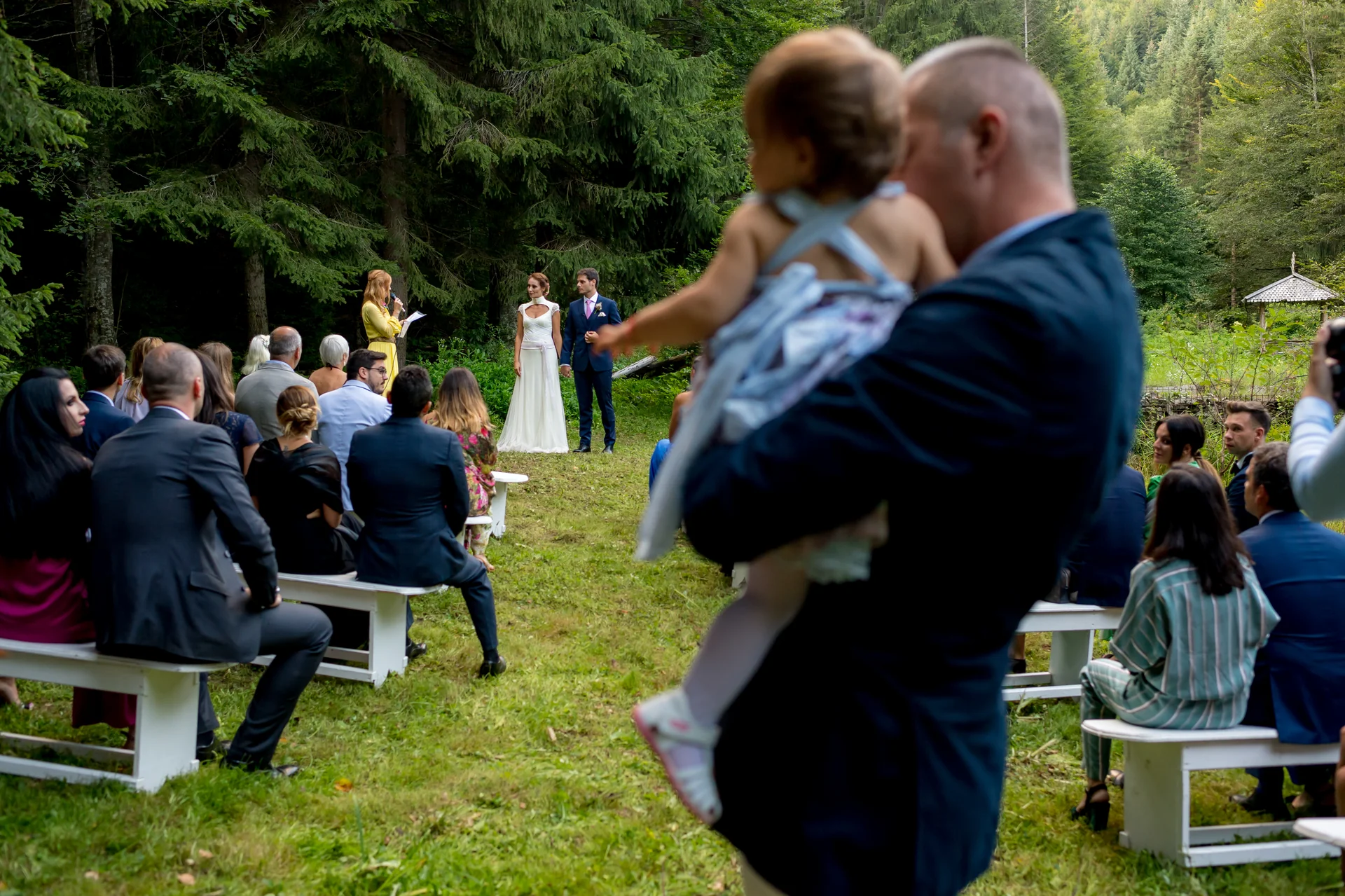 Raluca & Arnau — nunta hadar chalet apuseni miri golden hour hadar chalet cuplu intim — fotograf nuntă