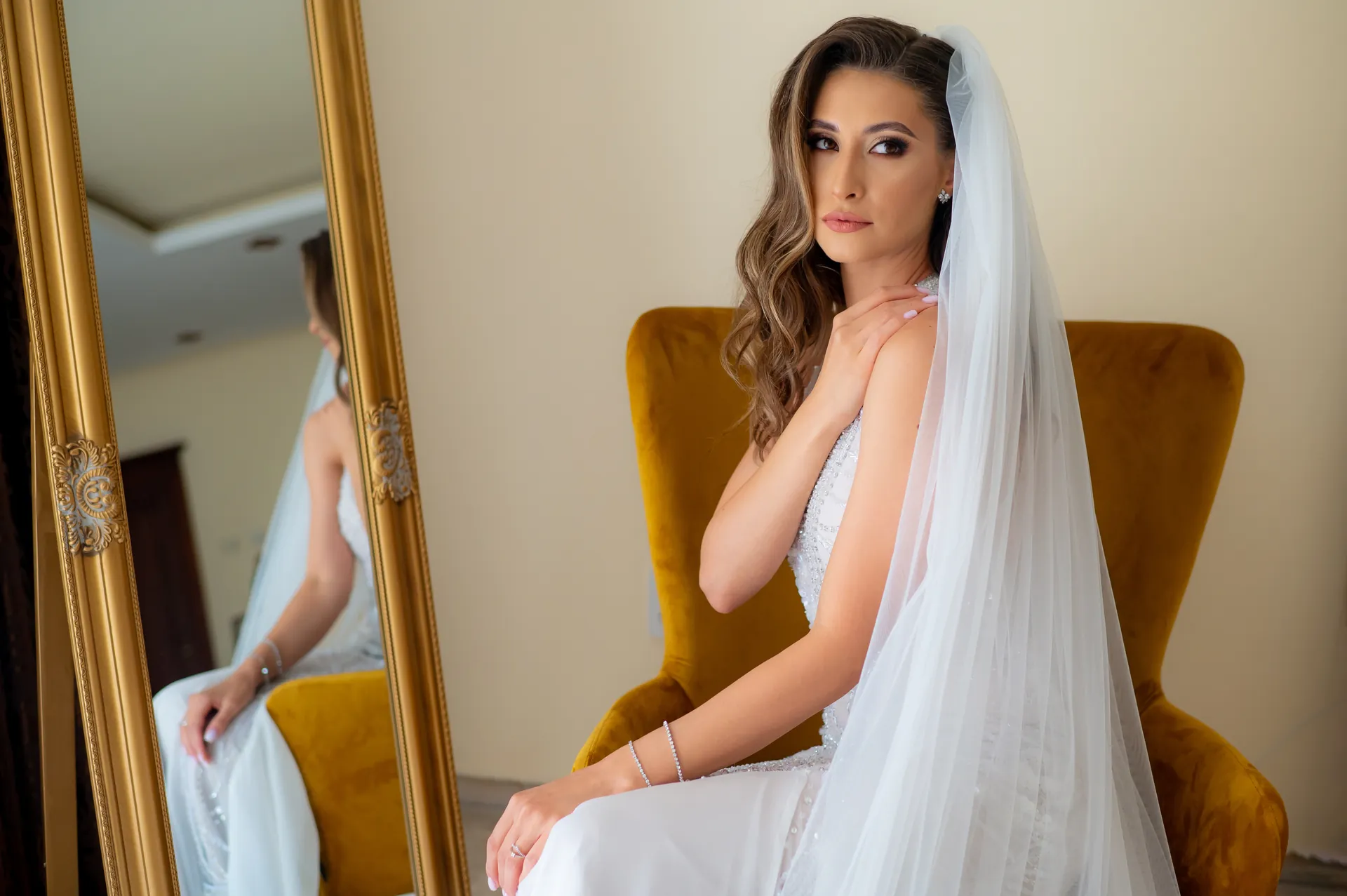Rebeca & Razvan — nunta esedra satu mare mireasa fotoliu voal lung — fotograf nuntă