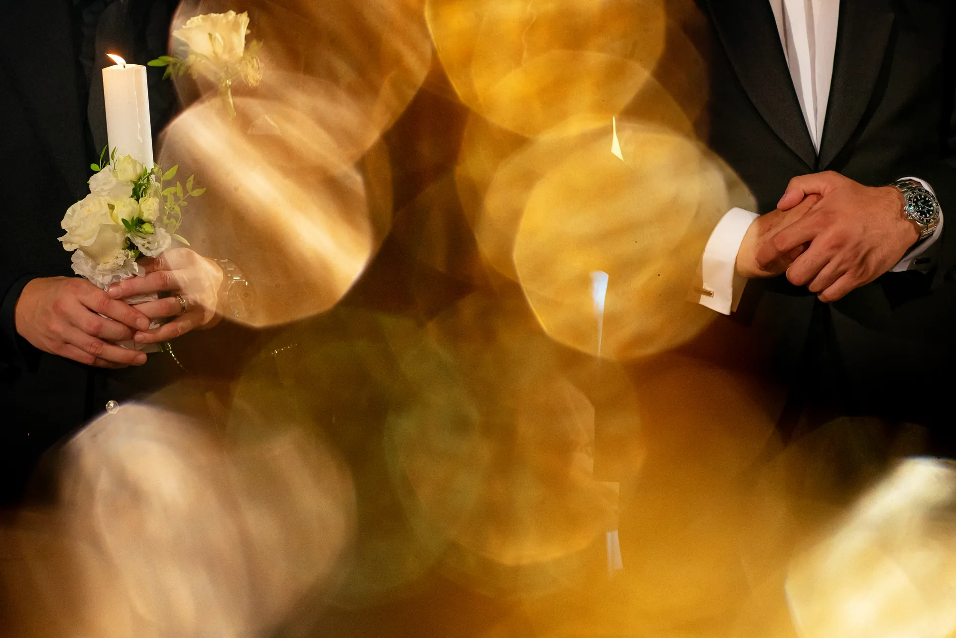 Rebeca & Razvan — nunta esedra satu mare lumanari maini ceremonie aurii — fotograf nuntă