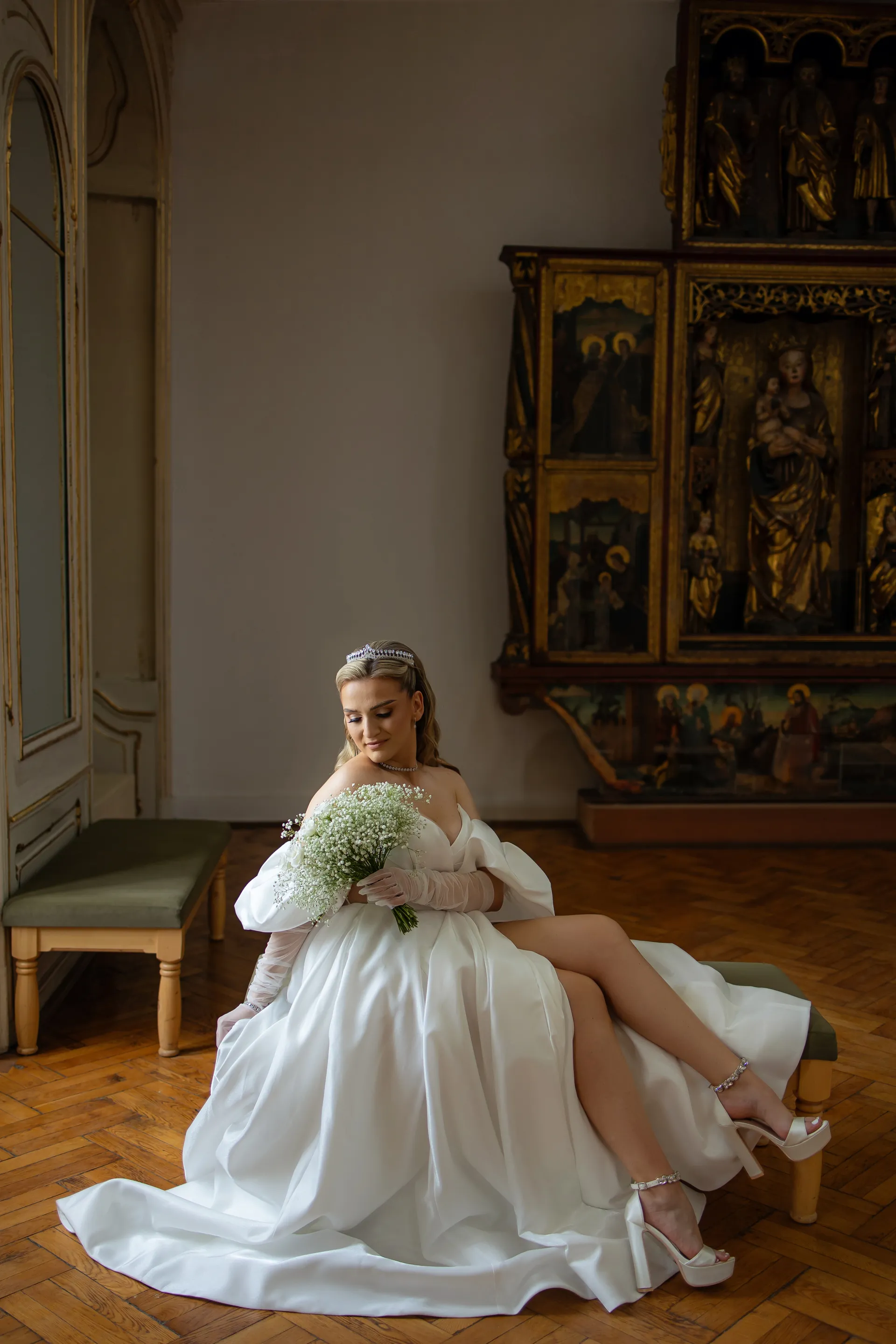 Roxana & Radu — nunta clujana festa cluj mireasa altar pictura fashion — fotograf nuntă