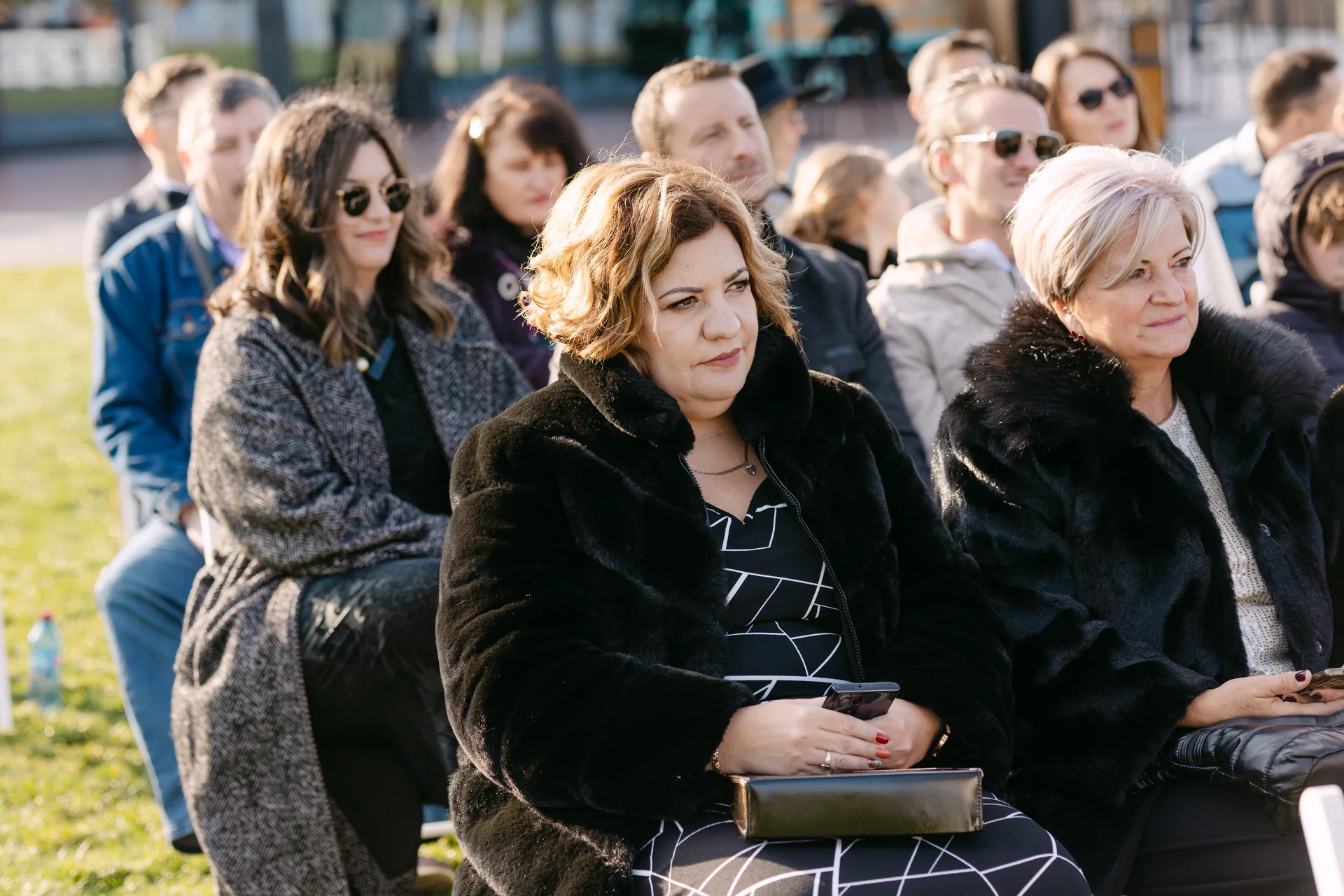Sabina & Nicu — nunta the barn gheorgheni cluj invitati ceremonie momente intre candid — fotograf nuntă