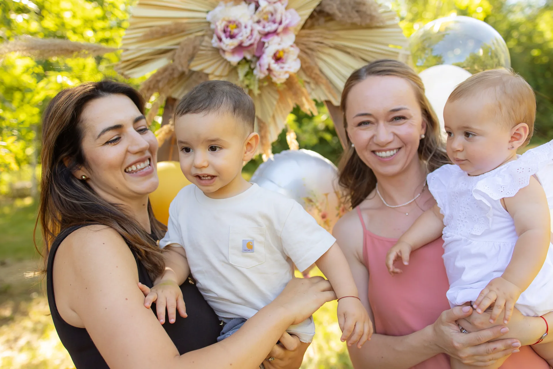 Sara Lisa, 1 an — familie sara lisa rustiq garden cluj 18 — fotograf familie