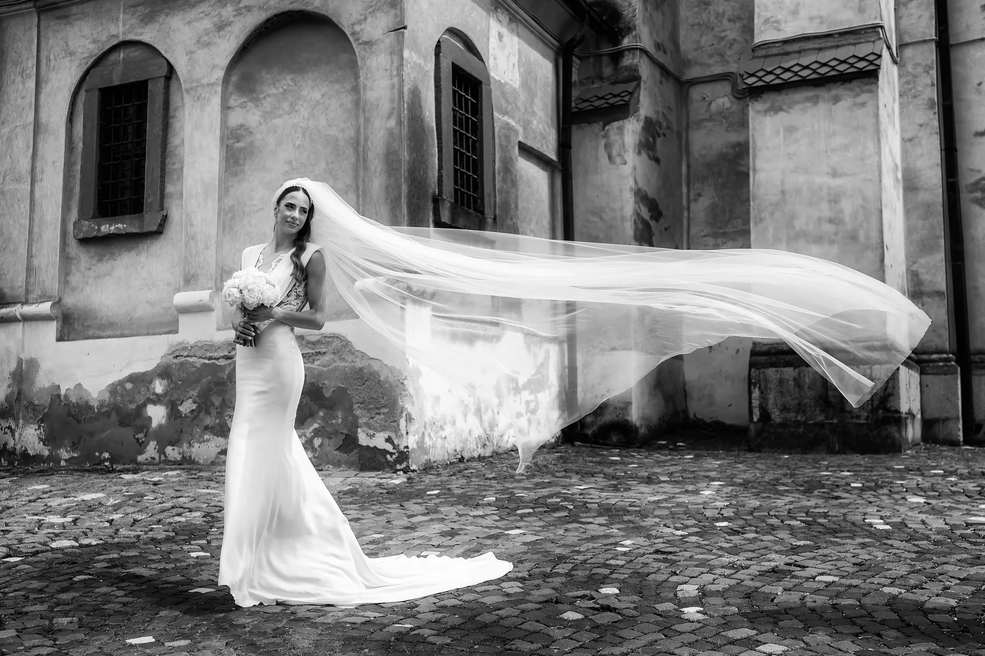 Sorina & Gicu — nunta brasov mireasa voal pavaj editorial — fotograf nuntă