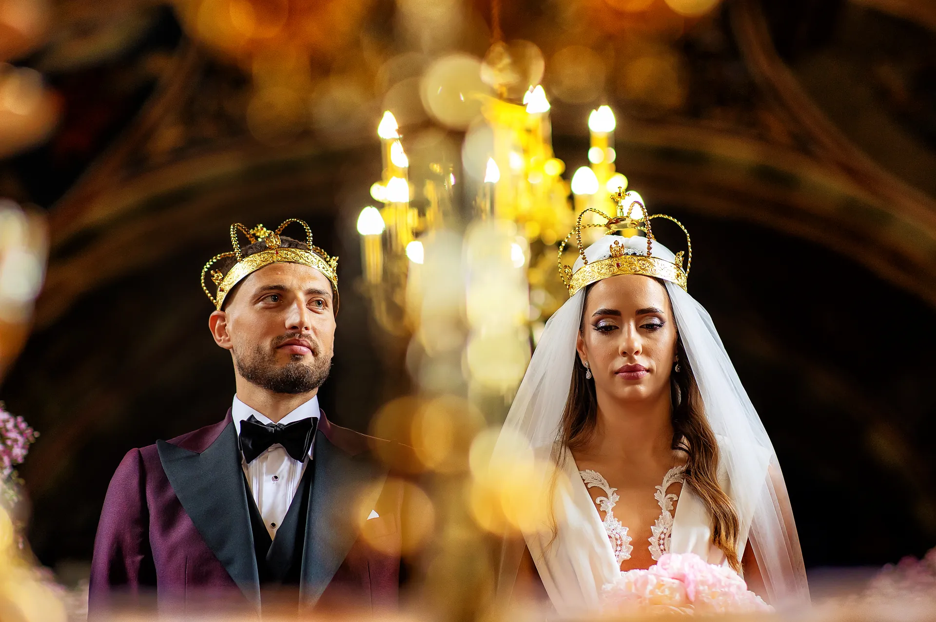 Sorina & Gicu — nunta brasov cununii aurii altar cuplu — fotograf nuntă