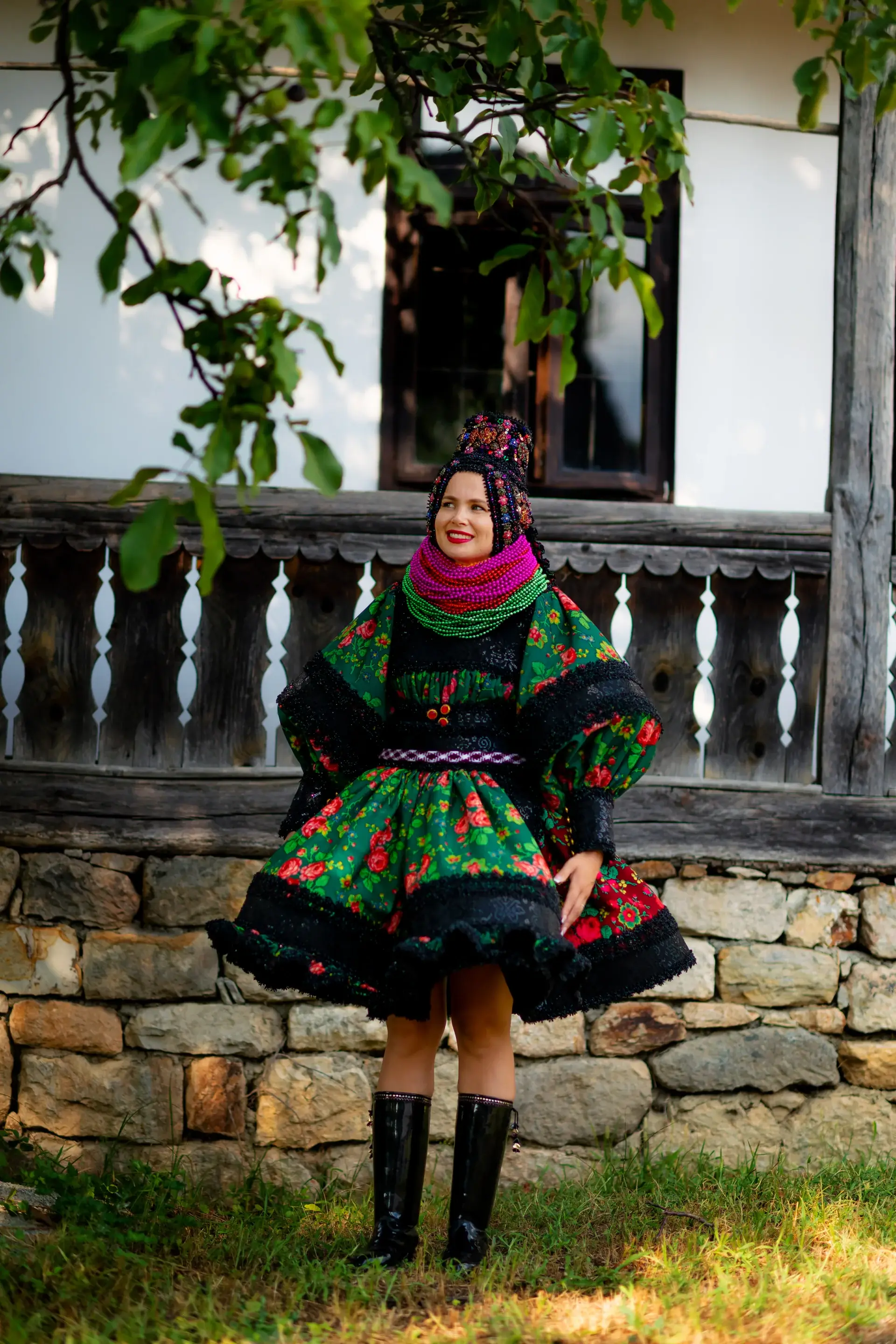 Vicky & Dimitri — nunta tarsolt negresti oas tradițional muzeul satului negresti oas mireasa port popular zadie rochie oseneasca — fotograf nuntă