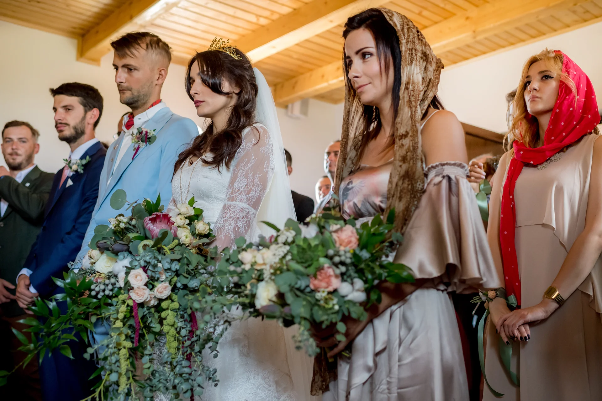 Dee & We — nunta marisel apuseni mireasa tata drum spre ceremonie emotie — fotograf nuntă